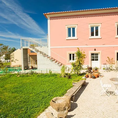 Alojamento de Acomodação e Pequeno-almoço Cavalo De Madeira 3*