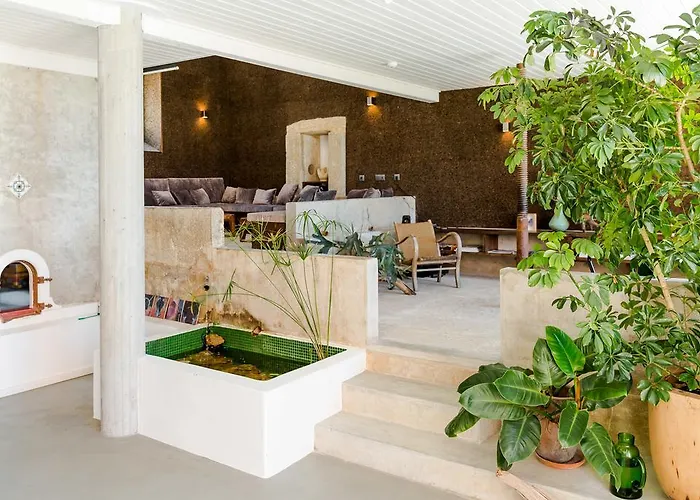 Cavalo De Madeira Arelho