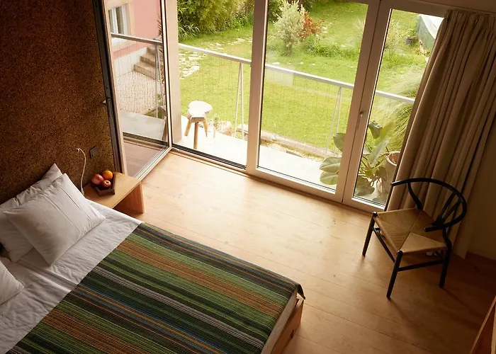 Cavalo De Madeira 3* Arelho